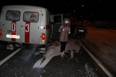 Сегодня ночью, 31 января, из-за продолжающейся метели было парализовано движение на трассе Дон М 4. 