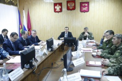 Глава региона поручил сформировать в муниципалитетах отряды «самообороны»