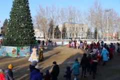 Открытие городской елки – праздник для детворы.